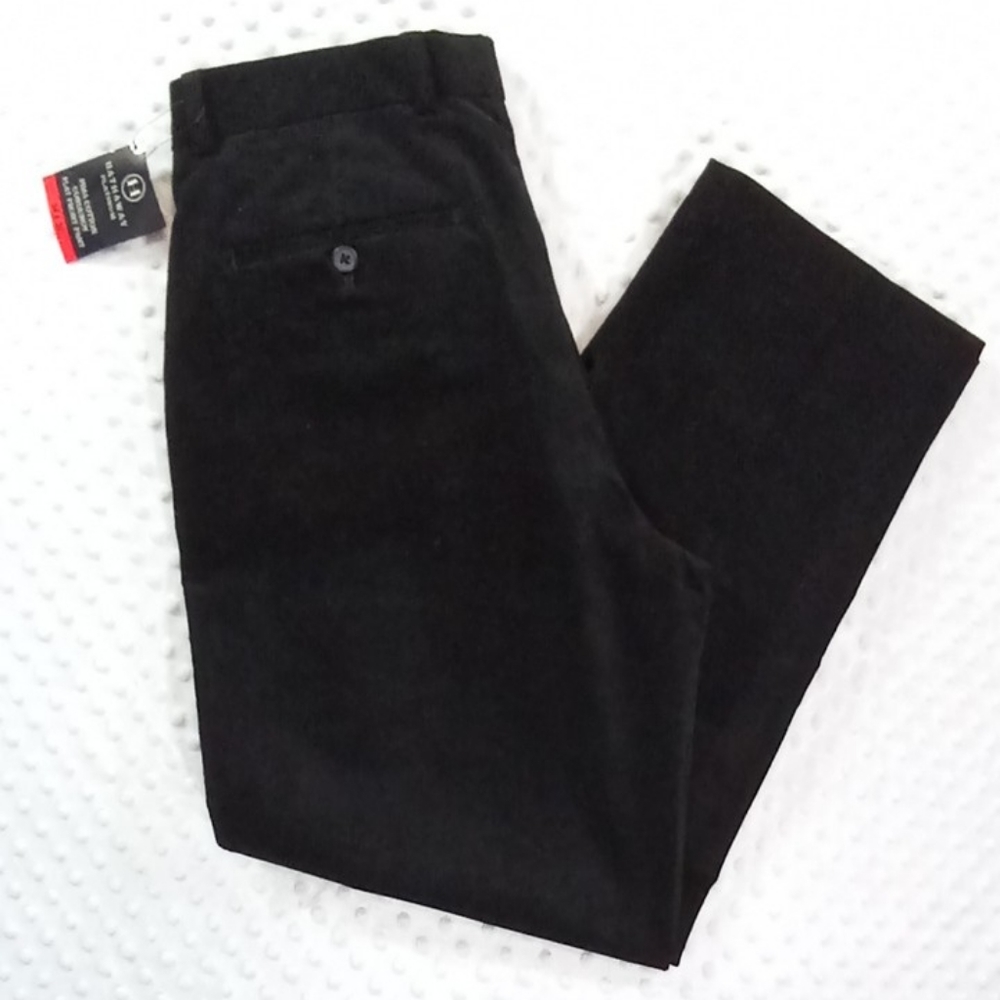 Brand new Hathaway Platinum black corduroy pants